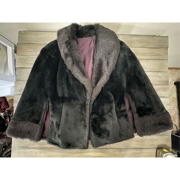 Edmunds of Denver‎ Luxury Fur Lined Cape Size 6 Beautiful! - Picture 3 of 9